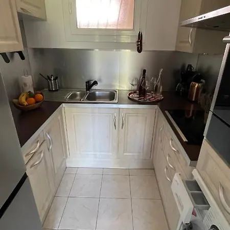 Appartement Le Nid : 2 Pièces à Santa Lucia Saint-Raphaël
