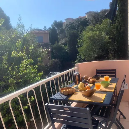Apartment Le Nid T2 Grande Terrasse Au Parc Santa Lucia Raphael Bord De Mer Calanque A 100m *