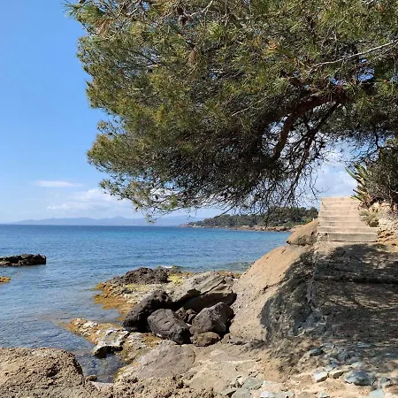 Le Nid T2 Grande Terrasse Au Parc Santa Lucia Raphael Bord De Mer Calanque A 100m Apartament