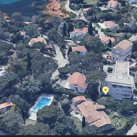 Le Nid T2 Grande Terrasse Au Parc Santa Lucia Raphael Bord De Mer Calanque A 100m *