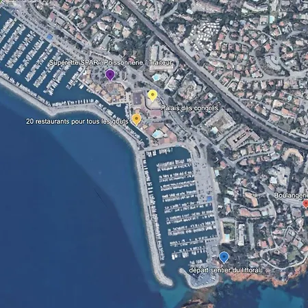 Le Nid T2 Grande Terrasse Au Parc Santa Lucia Raphael Bord De Mer Calanque A 100m Apartament *